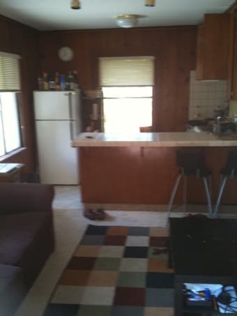 Roommate needed! 200/wk or 550/mo 1