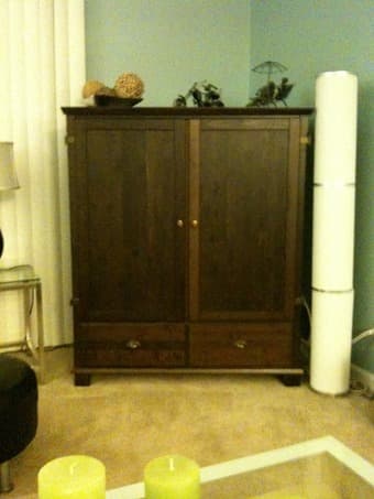Beautiful Wood TV Unit - $300 2