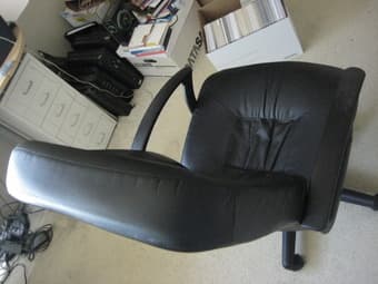 Desk chair - black - IKEA - $ 10 2