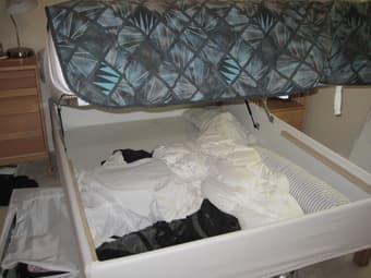 Queen sized bed 2