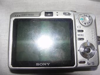sony cyber-shot - 2 years old - 1 giga - $35 1