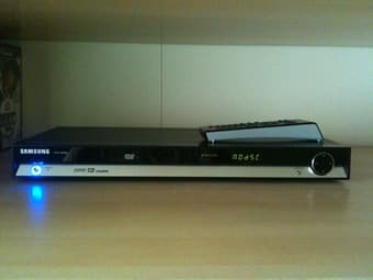 Samsung DVD Player with HDMI - $25 1