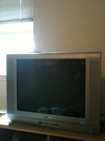 26" Sharp Flat Screen TV $40 2