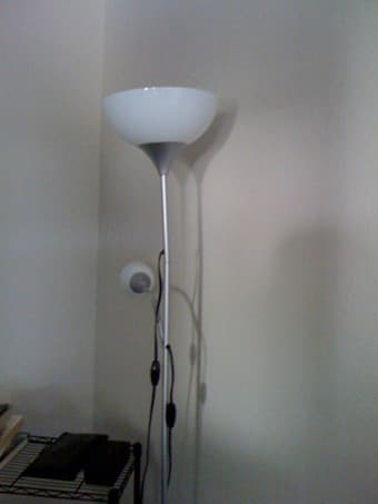 FS: Microwave,Floor Lamps, Computer Monitor,Bose Sound Dock,bookshelf 3