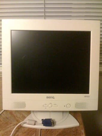 FS:Computer Monitor,Bose iPodSound Dock,Router,Rice cooker,Electro Fan 2