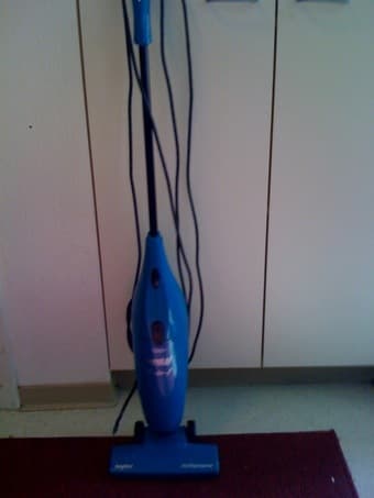 Eureka 166F 4 in 1 Bagless Vacuum Cleaner - $10 1