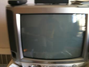 Move Out Sale: Aiwa TV ($13) and much more! 1