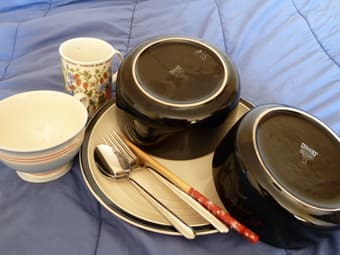 Moving Sale- all needed stuff for daily living in 5$/set 1