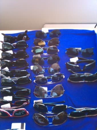 Authentic Ray Ban Sunglasses 1
