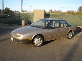 Price reduced  $1350....93 Saturn, 125,000 miles, Automatic 2