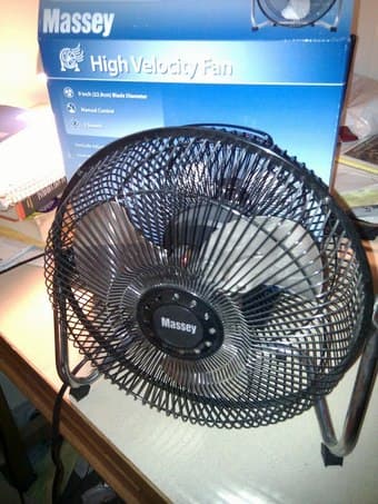 Moving out sale: Fan, 9 inch, high velocity, 3 speed 1
