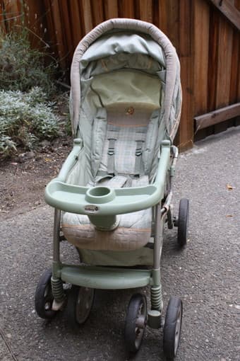 Sturdy Stroller and car seat for sale 2