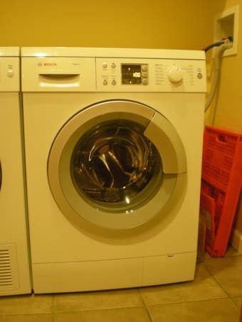 Bosch washer (WAS24460UC) and dryer (WTV76100US) for sale - $1300 1