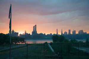 NYC: 1BR Furnished Brooklyn waterfront (amazing views) 1
