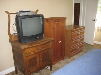 Furnished Room, San Carlos $650 2