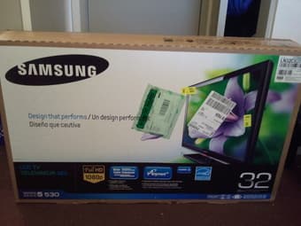 *NEW IN BOX* | Samsung LN32C530 | 32" LCD TV - 1080p (FullHD) $430 1