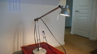 Desk Lamp ($5) 1