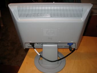 HP vs15c Flat LCD Monitor - $50 2