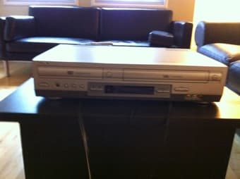 Sony DVD-VCR Combo Player 1