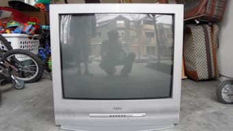 Moving out sale! (TV, Table, shoe bag, dolly) 1