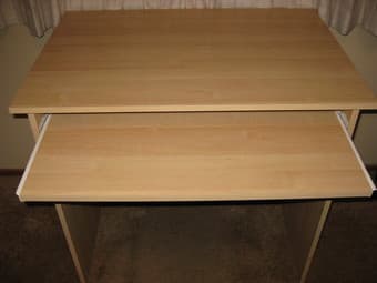 Desk & book shelf 2