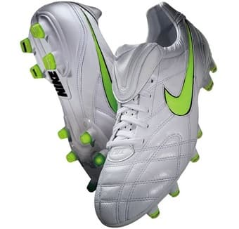 NIKE soccer shoe(new) 1