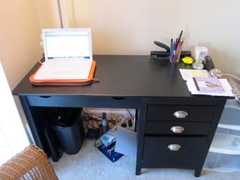 Black 3-drawer computer desk 1