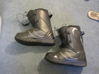 Snowboard Boots sz. 10 - $50 2