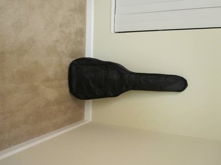 EL Prado Guitar--Guitarras De Artesania - $100 (obo) 1