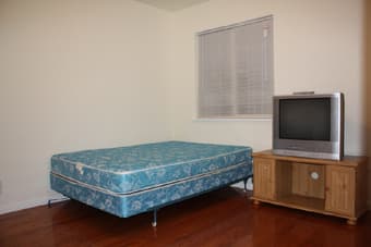 $600 Furnished room available in Menlo Park 3