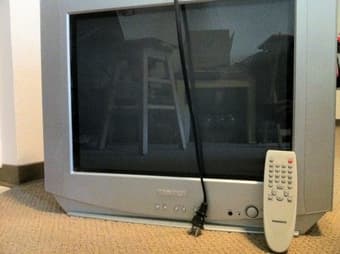 20" Philips Magnavox 20MS3442 CRT TV w/ remote -- $40 2
