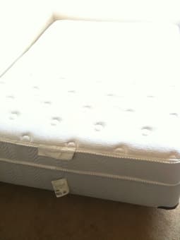 Simmons double-seized mattress 1