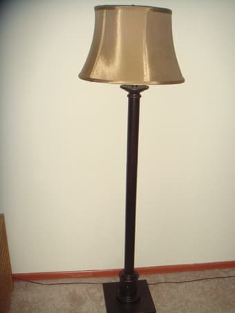 Beautiful Ikea standing lamps! $10 2