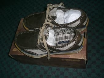 TEVA men's pelican shoes 1
