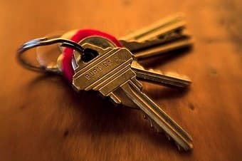 LOST keys with "i love london" 1