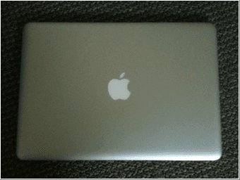 clean Macbook Air (SSD) + free bonus! 2
