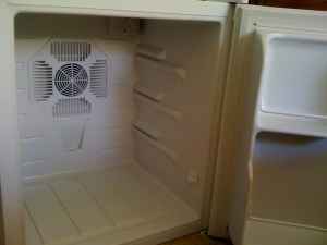 1.7 cu ft mini fridge $35 1