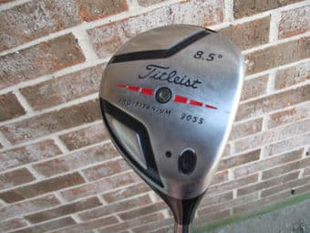 Titleist 905S 8.5 driver,UST Mamiya AxivCore Tour Green shaft!! ($120) 1