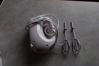 Duraband Hand mixer-$15 2