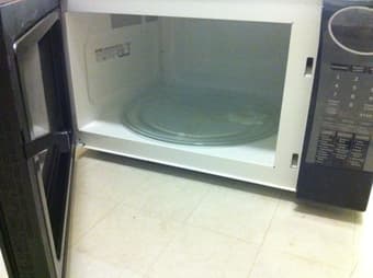 Easy to use Microwave 3