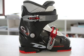 Kids skis, boots and ski suit 3