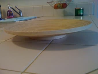 Hanging sweater shelves, desk lamp, decorative bowl for sale 3