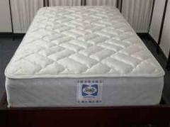 Sealy Backsaver Mattress - Full size 1