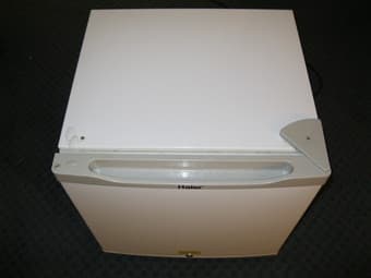 Haier 1.7 cu ft Mini Fridge - $30 obo 2