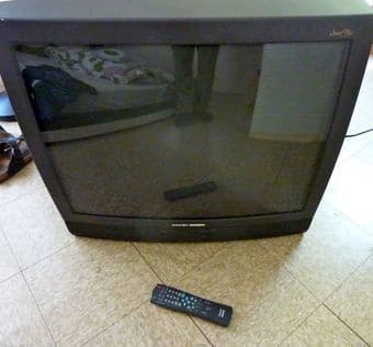 $ 10:: I sell TV Philips 32'' in very good shape TODAY 1