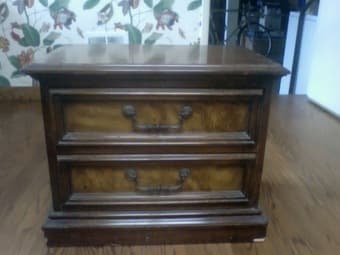 Cortina Bedside Table 1