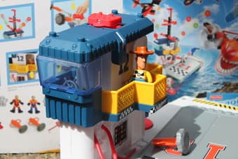 Sell: Fisher Price toy - Sky racers carrier 2