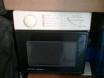 Small microwave, old but works. $10 3