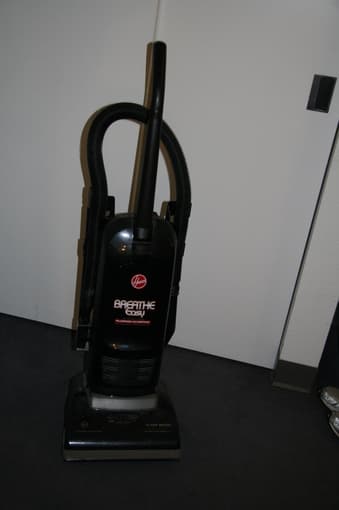 Hoover Breathe Easy Vacuum Cleaner 2