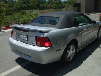 2003 Ford Mustang convertible with full guaranty until 09/05/2011 2